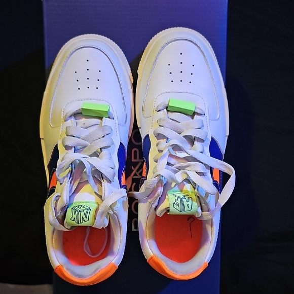 *Like New* Nike Womans Airforce 1 Pixel Lows - Picture 5 of 11